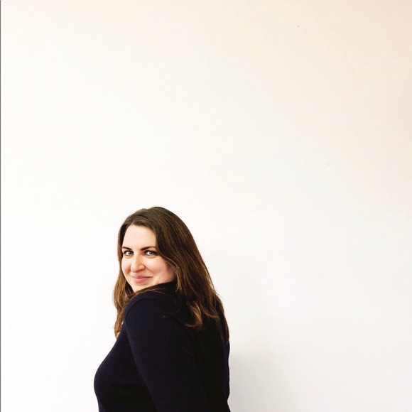 Meet your Posher, Kristen - Picture 1 of 1